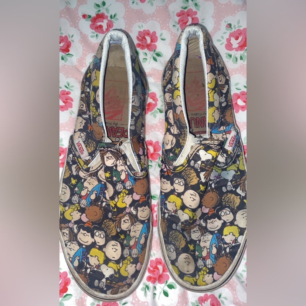 Peanuts Vans Size 8